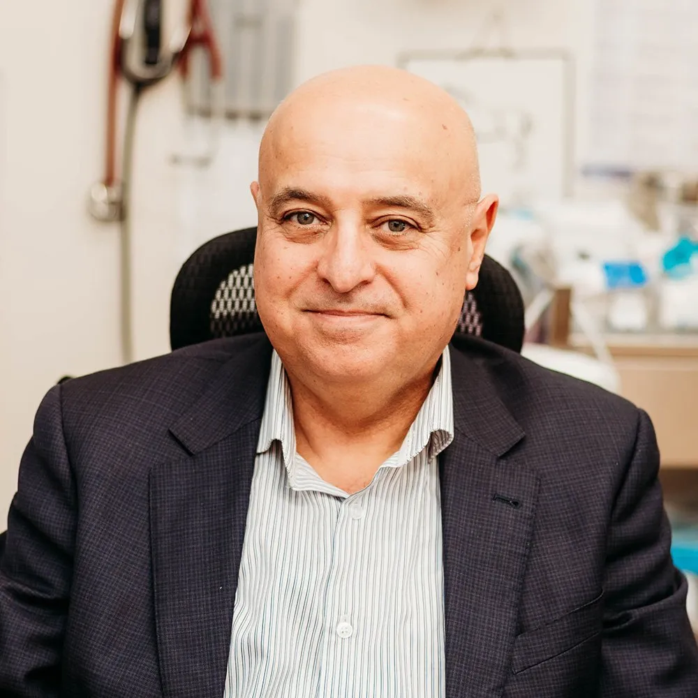 Dr Abbas Mahmood