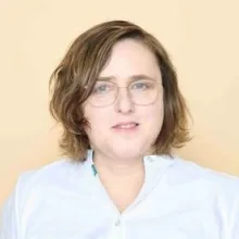 Dr. Alexandra Steffes