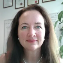 Dr Amanda Gilligan