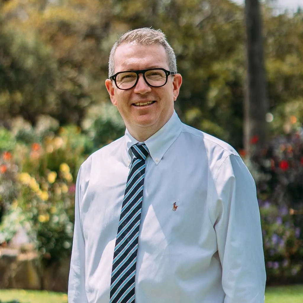 Dr Anthony Marren