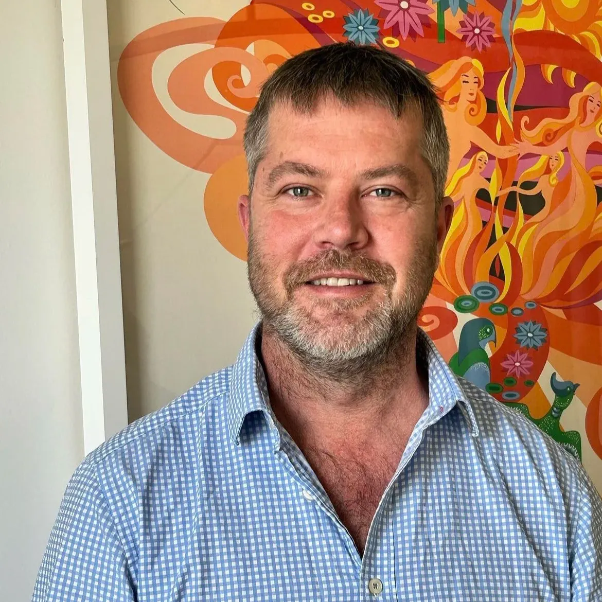 Dr Anthony Richards