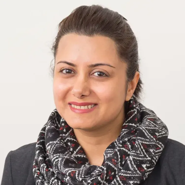 Dr Azin Malekzadeh