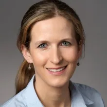 Dr. med. Carolin Koulousakis
