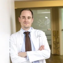 Dr. med. dent. Christian Empt
