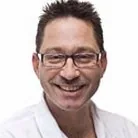 Dr. med. dent. Christof J. Becker