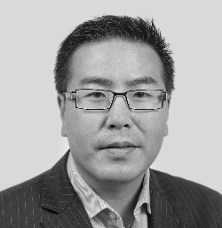 Dr Daniel Lee