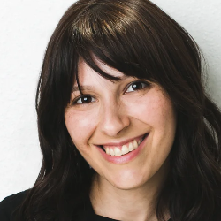 Dr Danielle Quittner