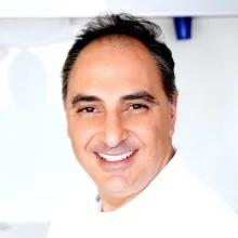 Dr. med. dent. Darius Karimi