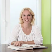 Doris Thöne