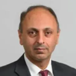 Dr Arvinder Kurbaan