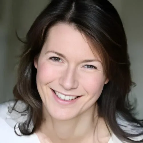 Dr Caroline Houlihan Burne
