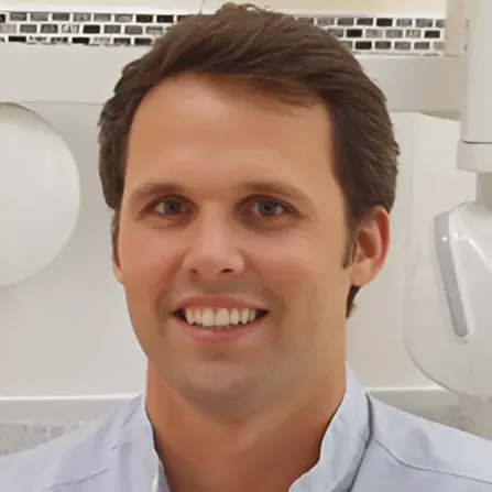 Dr Fernando Eriksson