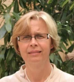 Dr Eva Kretowicz