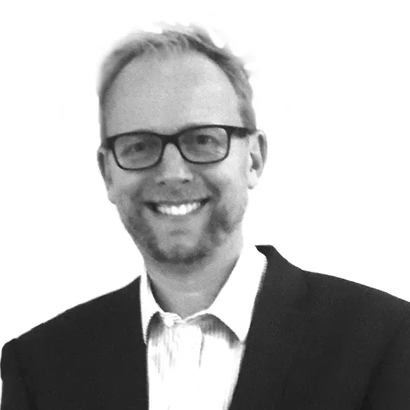 Dr Gregory Moore