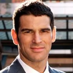 Dr Hamish Curry