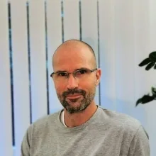 Dr. med. dent. Hans-Jörg Ulmer
