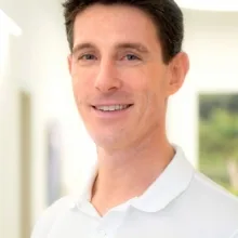 Dr. med. dent. Henning Löscher