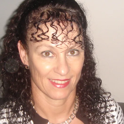 Dr Jacqueline Kramer-Maier