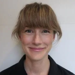 Dr Joanna Offord
