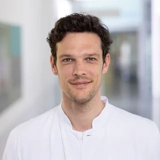 Dr. med. Jonas Degott