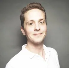 Jonathan Oswald