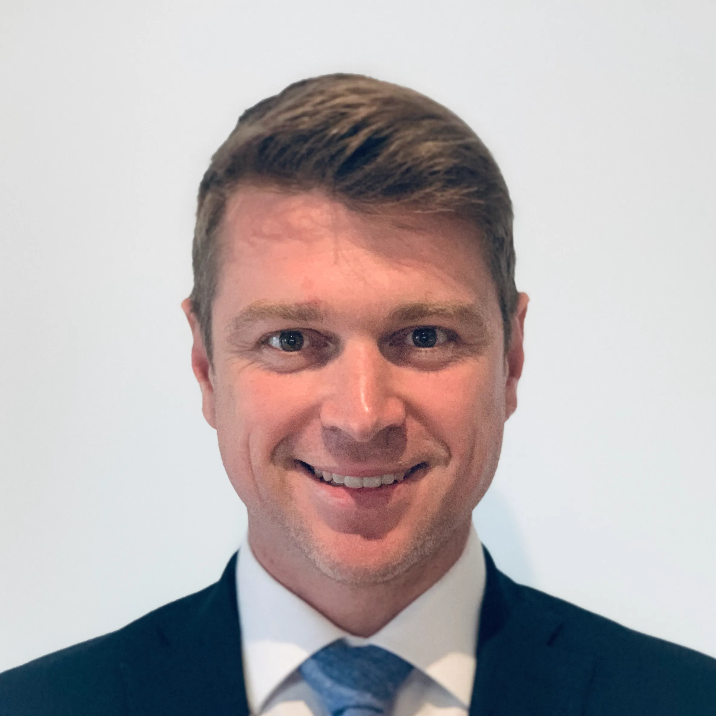 Dr Joshua Laing