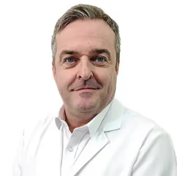 Dr. Juan Uria G. Tova
