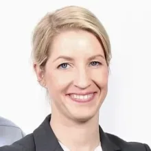 Dr. med. Julia Kremer-Hepping
