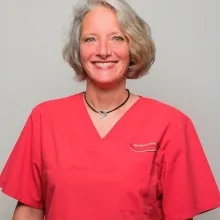 Dr. med. dent. Juliane Poggenklas