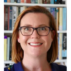 Dr Kelly Carruthers