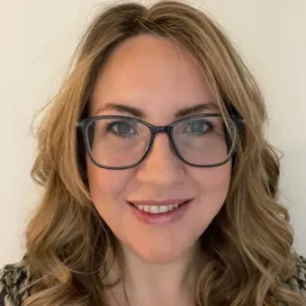 Dr Kristy Fenton