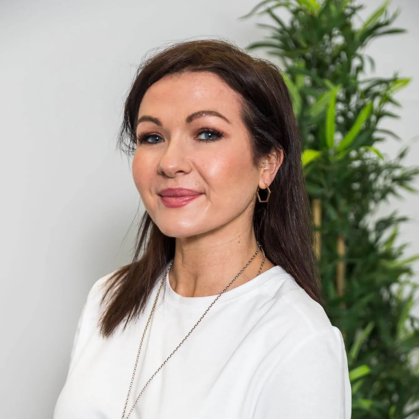Ms Laura Kelly-Walsh