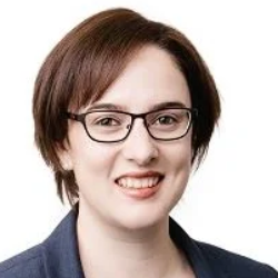 Dr Lauren Saunders