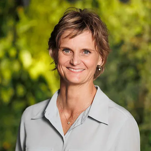 Dr Linda Walmsley