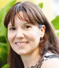 Dr Lisa Capelle