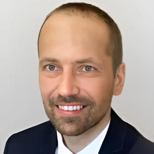 Dr Maciej Marciniak