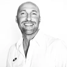 Dr. Marco Schmider