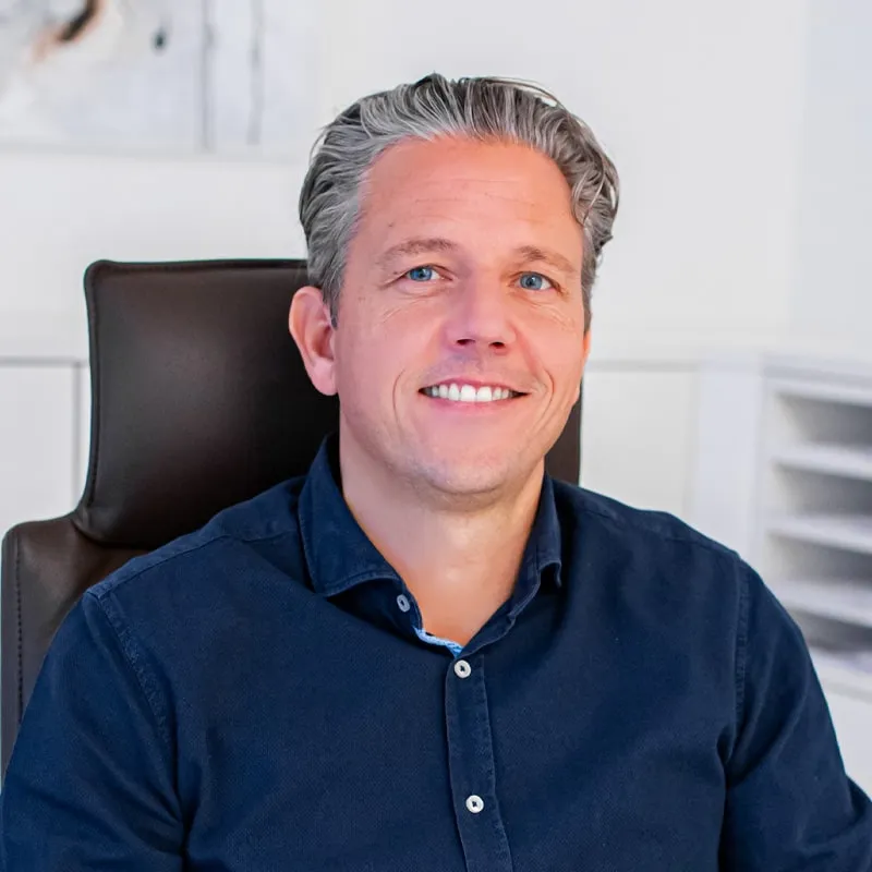 Dr. Matthias Kolloros