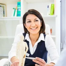 Dr. med. Mina Nasiri-Sarvi
