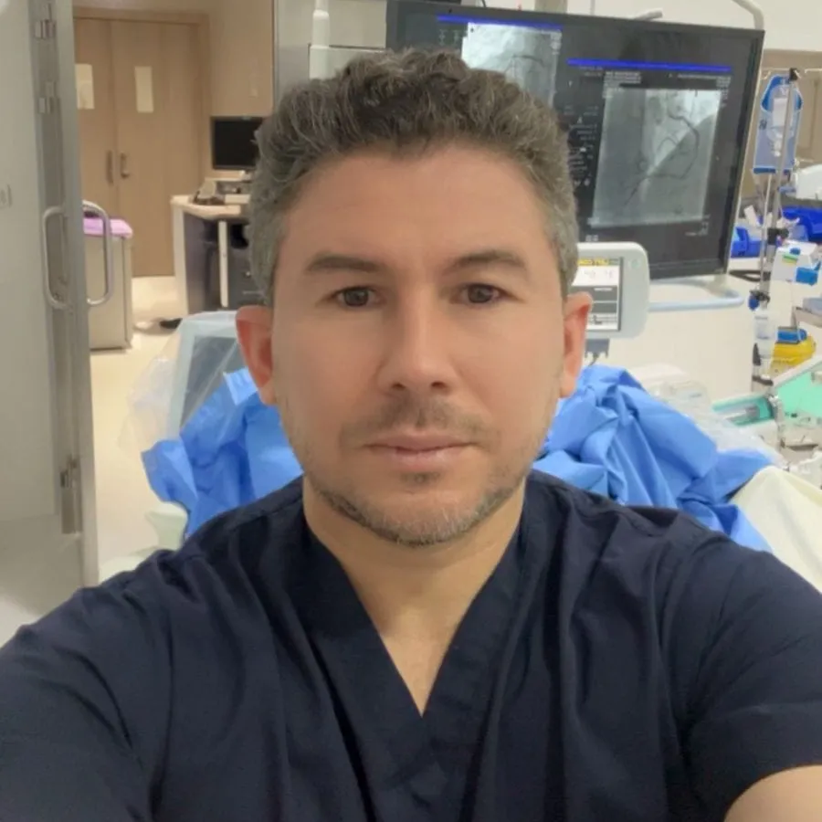 Dr. Mohamed Houcem Amiour