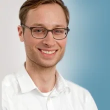 Dr. med. dent. Moritz Lindl