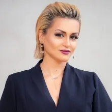 Nasibeh S. Rad