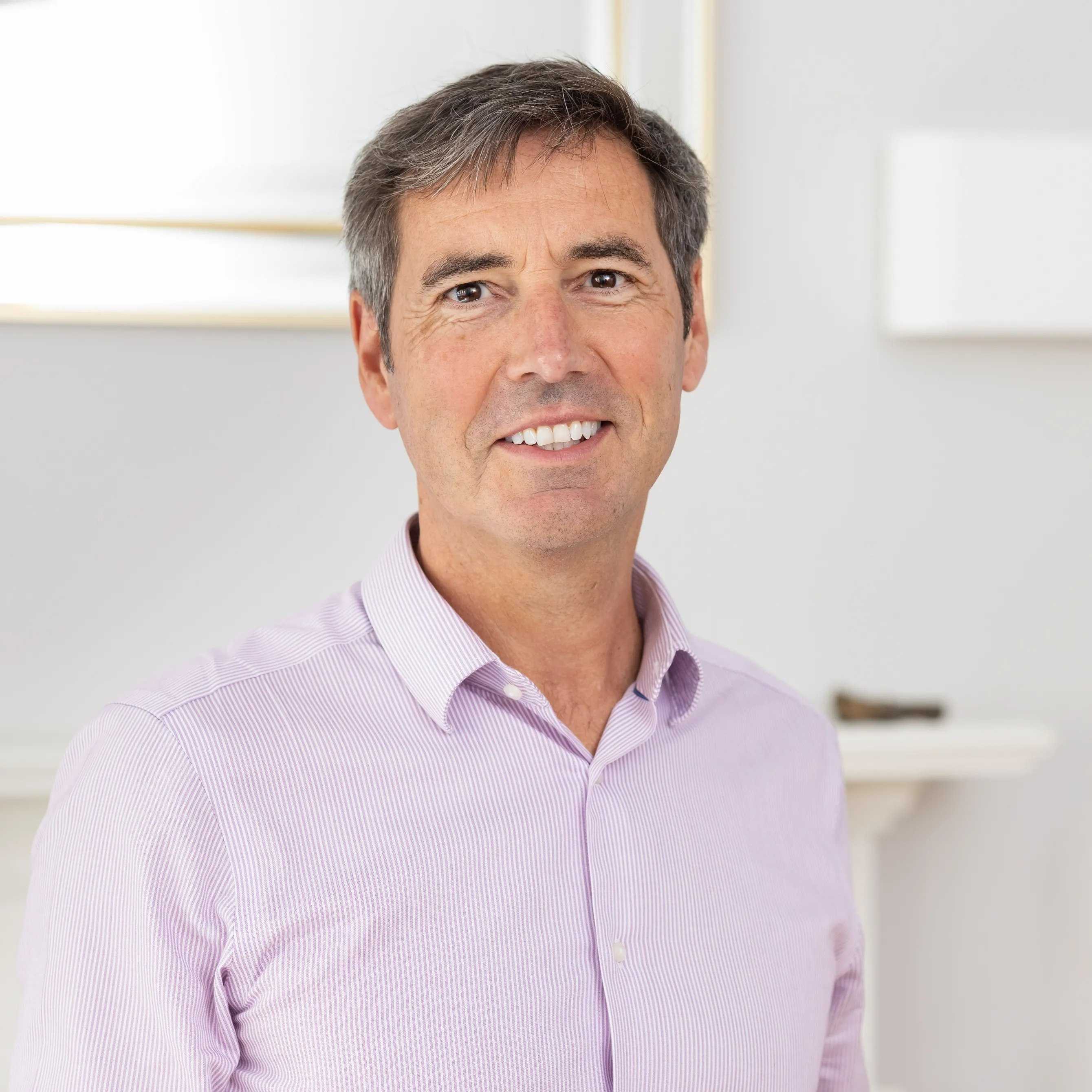 Dr Philip Bullen