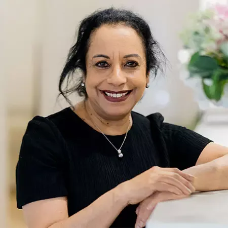 Dr Poonam Arora