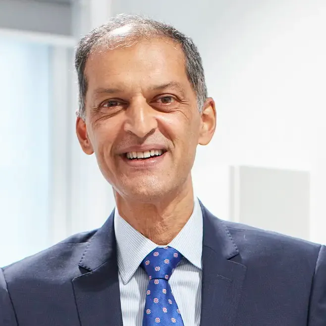 Professor Lyndon Da Cruz