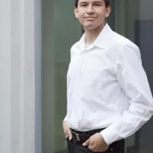 Dr. med. Raphael Friedl