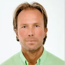 Dr. Roman Kacnik