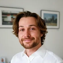 Dr. med. dent. Sam Blum