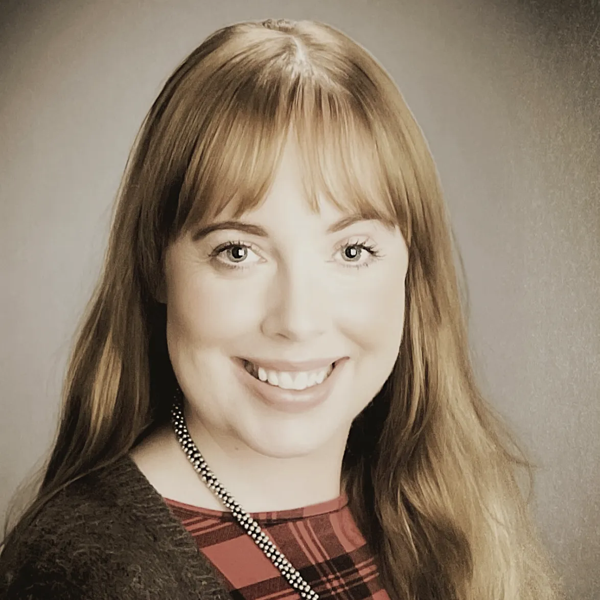 Ms Stephanie Quinn