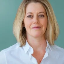 Dr. med. dent. Stephanie Schwarzäugl